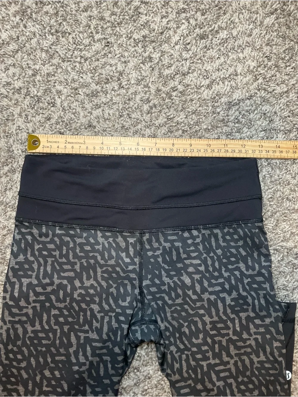 lululemon athletica pre owned